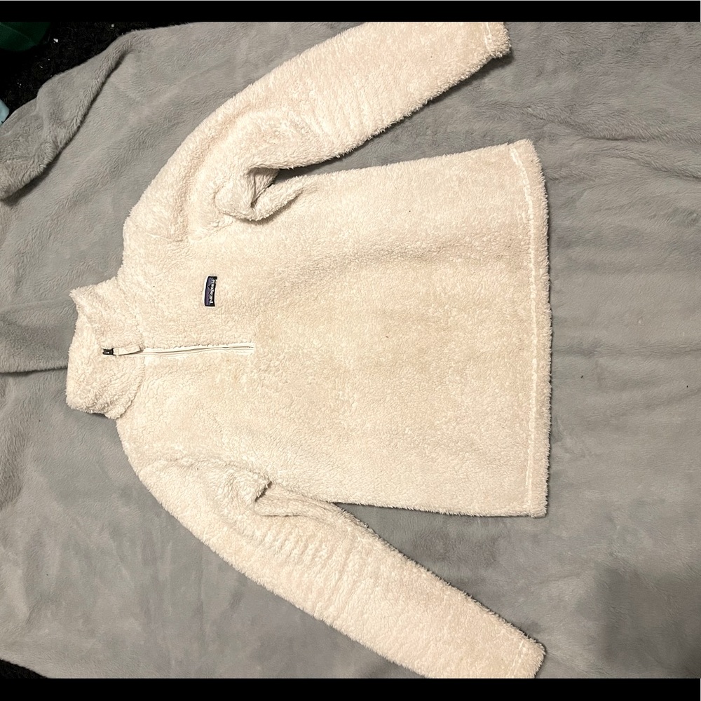 White Patagonia 1/4 zip.